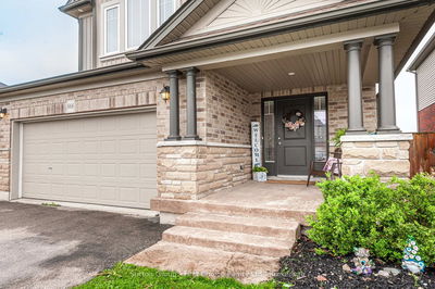 566 Forman Ave, Stratford - Stratford image-0-2