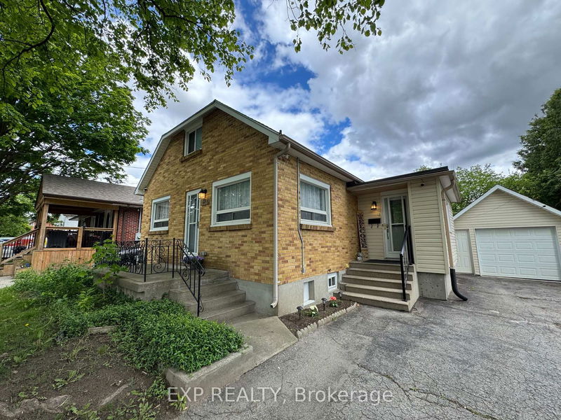 124 Chesterfield Ave, London South - South I image-0-0