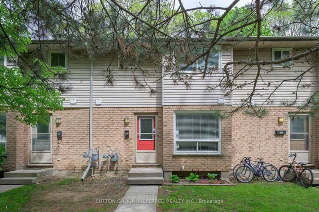 32 - 550 Second Street