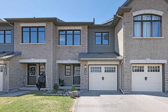 112 Nacarat Street