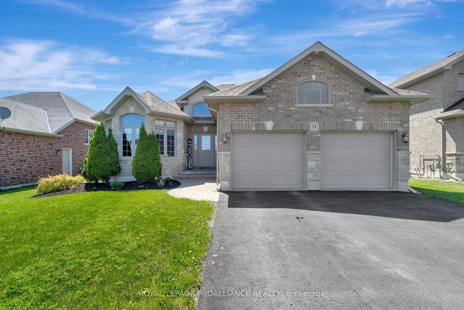 Detached House for sale at 24 Hampton Ridge Drive, Belleville, Thurlow Ward, K8N 0B2 - MLS: X12174347