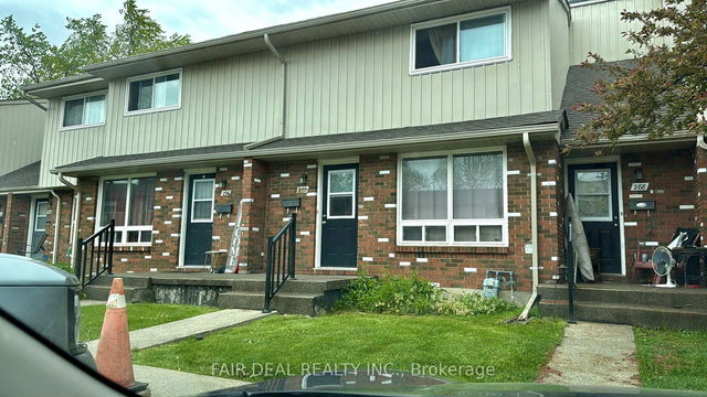 292 - 100 Brownleigh Avenue