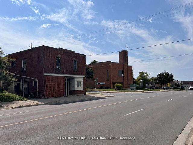 1267 Dundas Street
