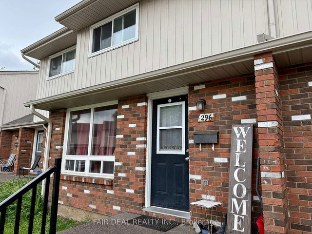 296 - 100 Brownleigh Avenue