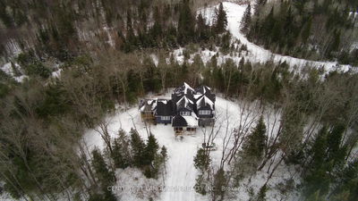 Unit 21 — 1014 Ridgeline Dr, Lake of Bays - Franklin image-0-2
