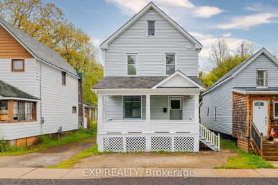11 Farrer St, Parry Sound - Parry Sound