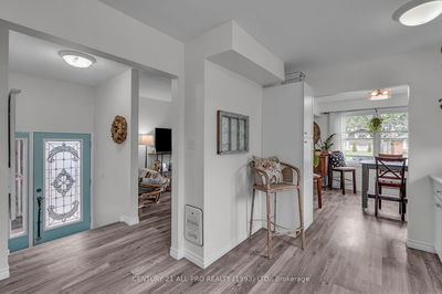 8 Thomas St, Cobourg - Cobourg image-0-3