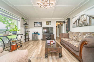 5 Evergreen Lane, White Lake - Mcnab/Braeside Twps image-0-2