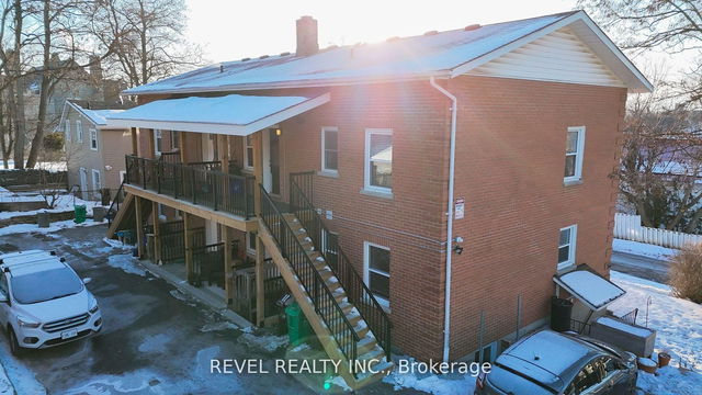 #1 - 350 Simcoe Street