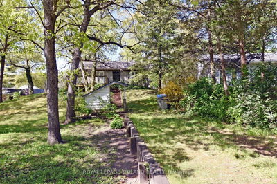 10111 Herbert St, Lambton Shores - Port Franks image-0-4