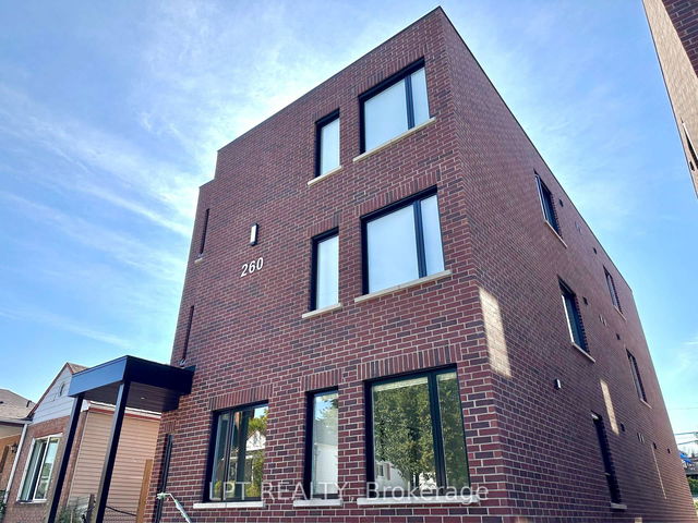 6 - 260 ST DENIS Street