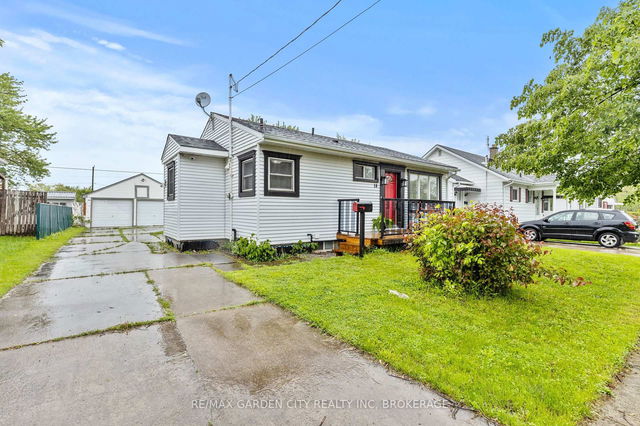19 Oakwood Avenue