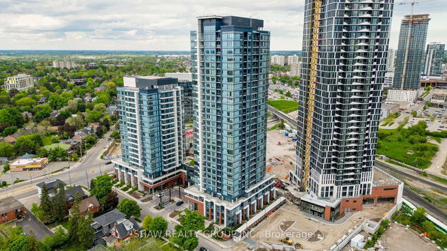 1001 - 15 Wellington Street