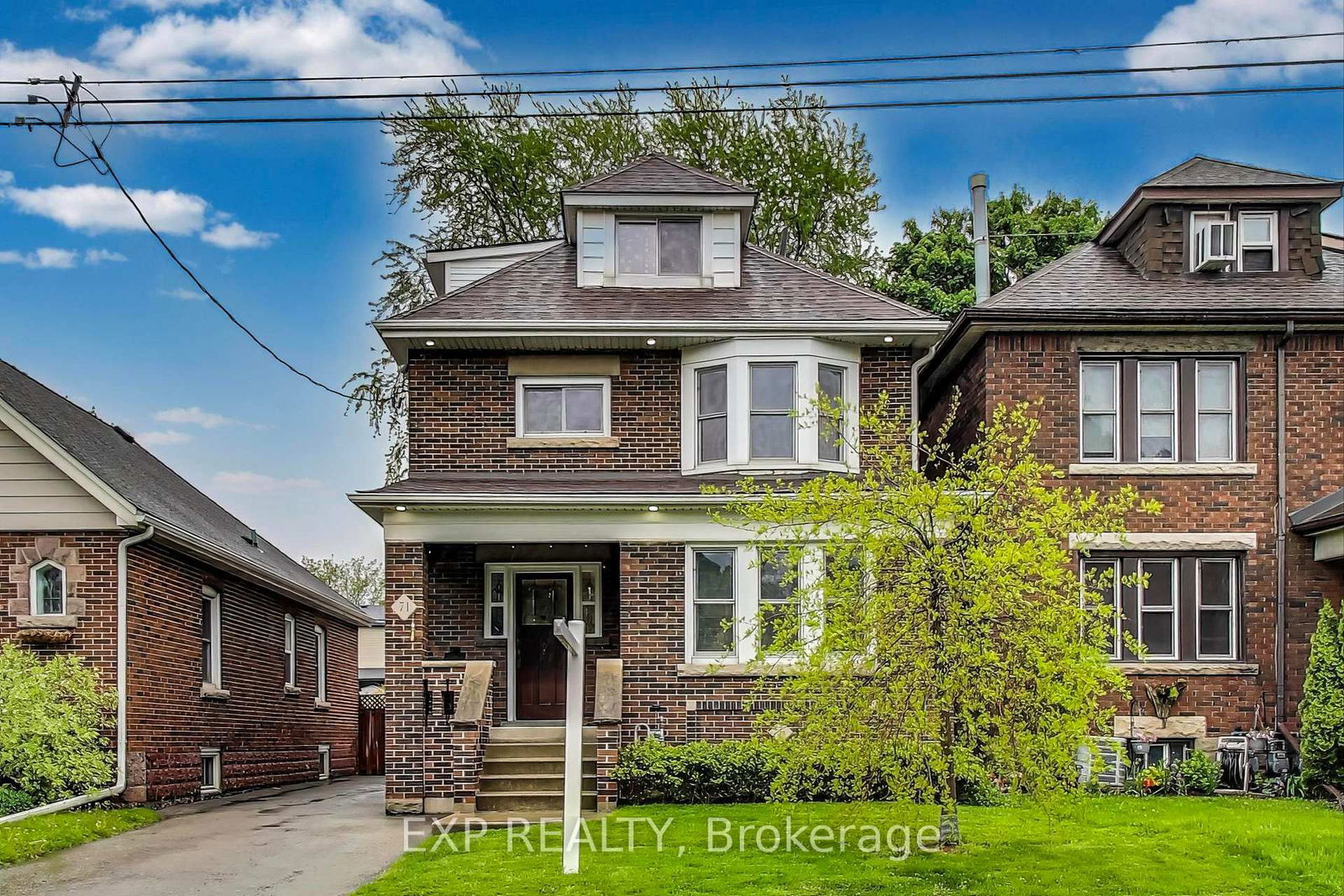 Detached House for sale at 71 Huxley Avenue, Hamilton, Delta, L8K 2P7 - MLS: X12175471