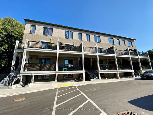 4C - 360 Queen Street