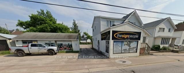 1065 Fisher St, North Bay - Central image-0-0
