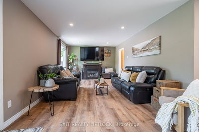 925 Ford St, Peterborough Central - 3 South image-0-4