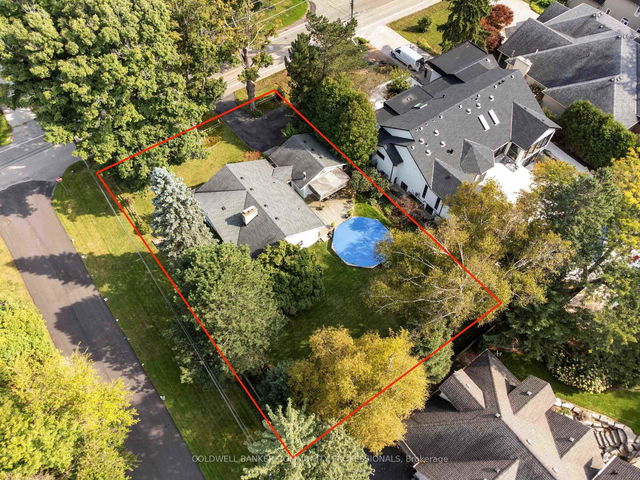 4 Thornwood Drive