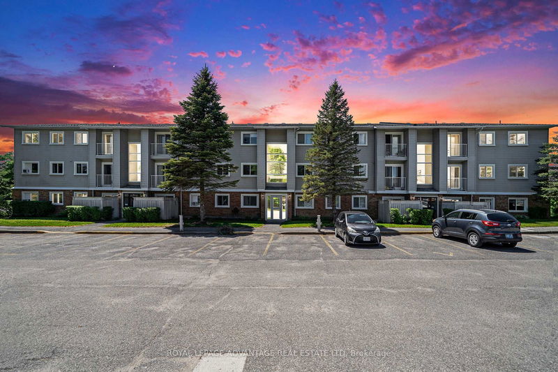 Unit #204 — 26 PEARL St, Smiths Falls - Smiths Falls image-0-0