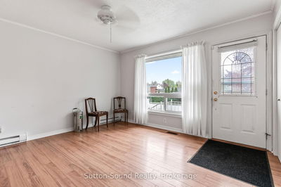 520 22nd St, Owen Sound - Owen Sound image-0-2