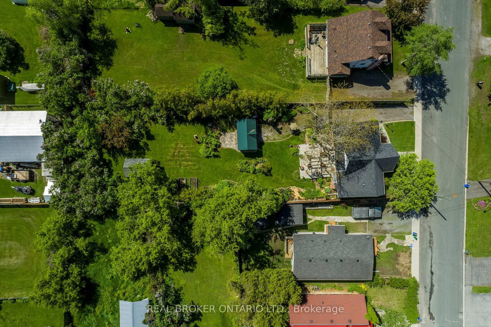 Listing Image 40