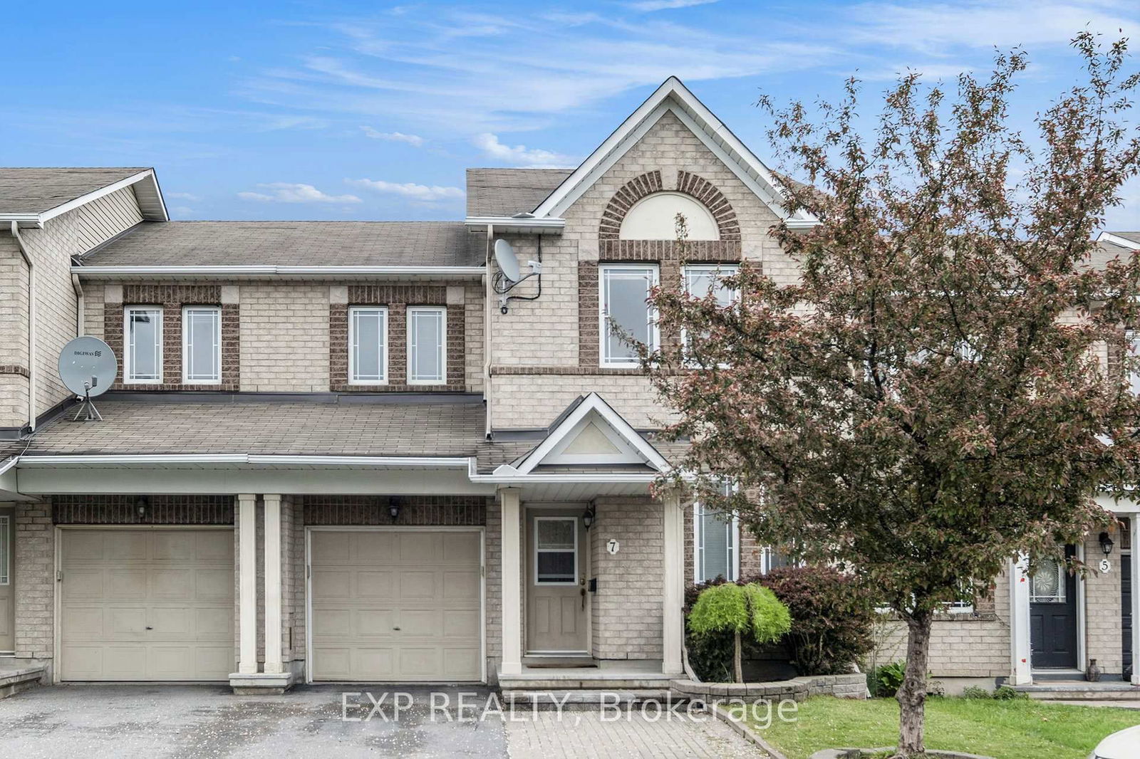 Townhouse for sale at 7 Marabrooke Street, Ottawa, Barrhaven - Strandherd, K2G 7A1 - MLS: X12176189