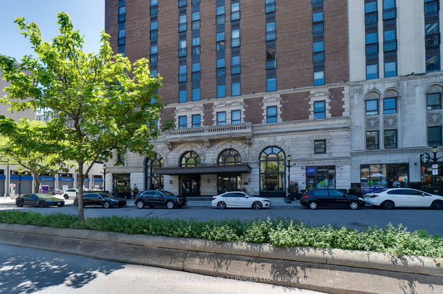 611 - 112 King Street