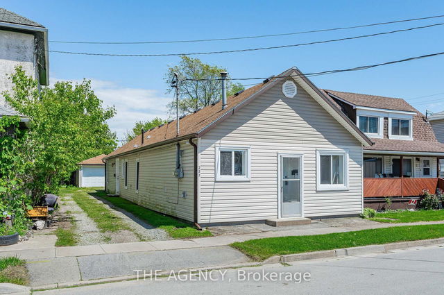 Unit A - 237 Mitchell Street
