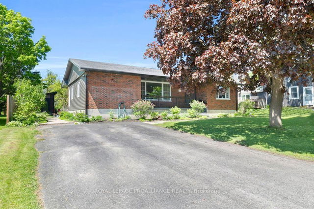 44 Emma Street