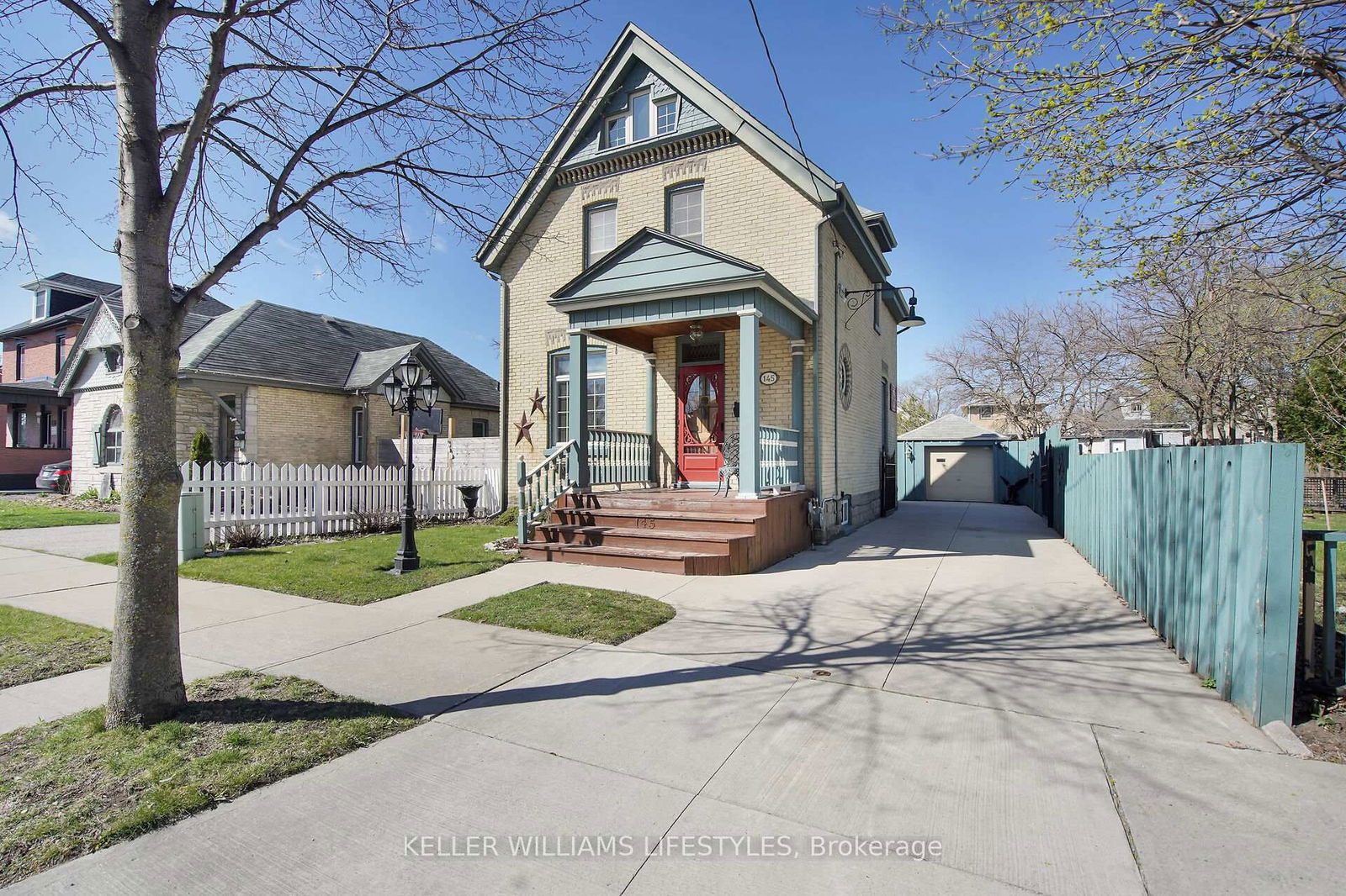 Listing photo 1