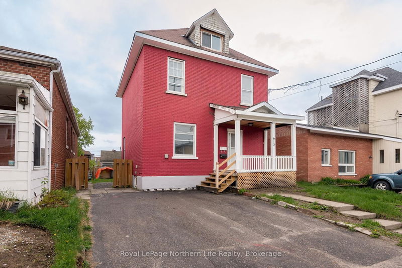 613 Worthington St, North Bay - Central image-0-0