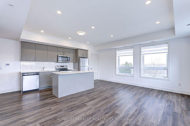 402 - 26 Lowes Road