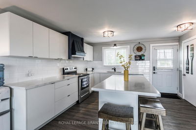 6 Hickory Beach Lane, Haldimand - Haldimand image-0-4