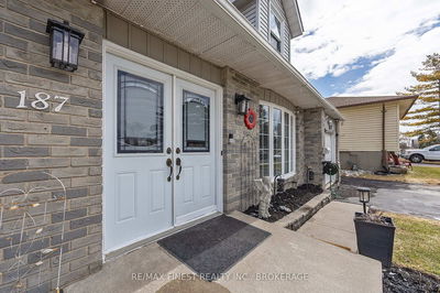 187 Wilson St, Kingston - Rideau image-0-4