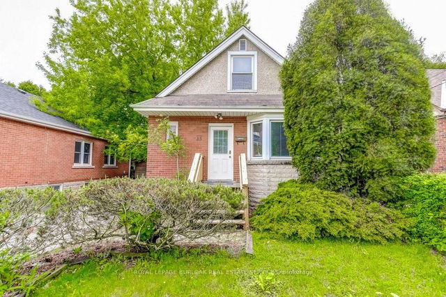 15 Glenmount Avenue