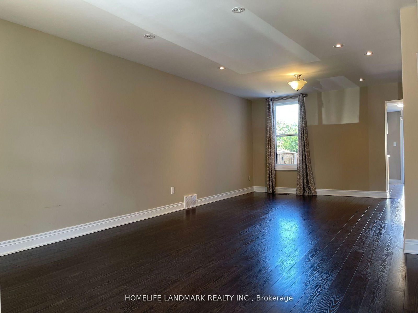 Detached House for sale at 109 Belview Avenue, Hamilton, Crown Point, L8L 7K9 - MLS: X12176699