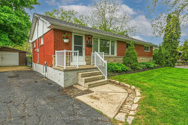 88 Aldercrest Avenue