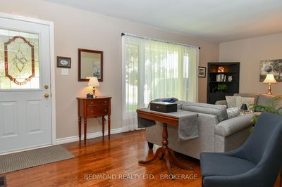 475 Pine St, Gananoque - Gananoque image-0-2