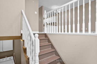 484 Grandtrunk Ave, Kingston - East Gardiners Rd image-0-3