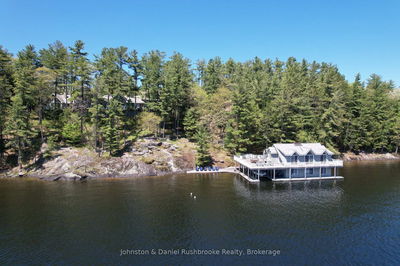 Unit 17 — 1247 Rosseau Lake 3 Rd, Muskoka Lakes - Cardwell