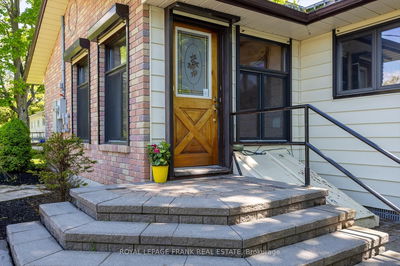 3 Clonsilla Dr, Kawartha Lakes - Bobcaygeon image-0-3