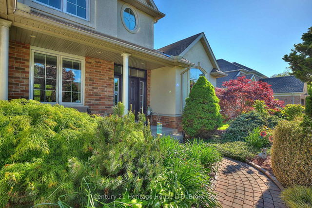 559 Kensington Court
