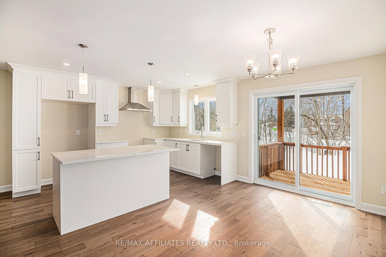 363 VOYAGEUR Place • Russell, ON photo 9