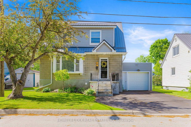 8 Wright Crescent