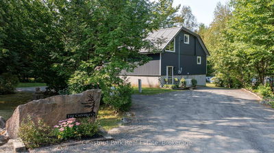 954 Dickie Lake Rd, Lake of Bays - Mclean image-0-1