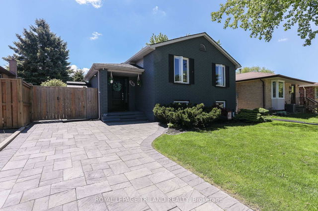16 Blanchard Crescent