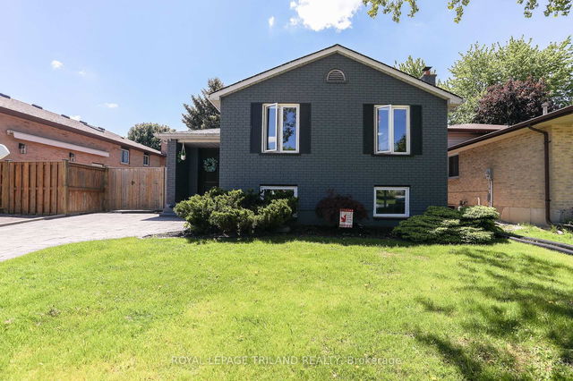 16 Blanchard Crescent W