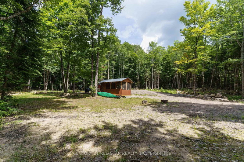 2978 Glamorgan Rd, Highlands East, K0M 1S0 | Image 3