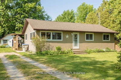 8443 Keith St, Lambton Shores - Forest