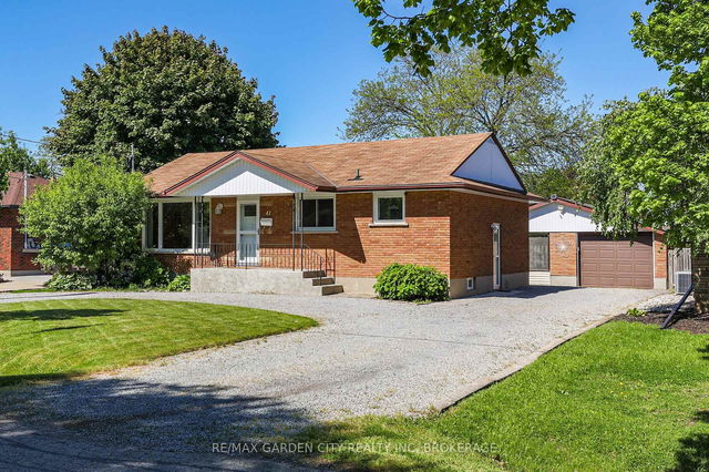 41 Howard Avenue